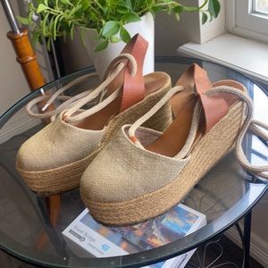 Chloe platform with ankle rope wrap size 7